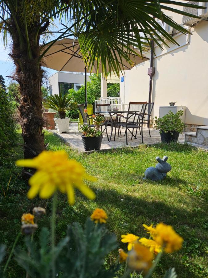 Apartments Rosovic J&C Mošćenička Draga Exterior foto
